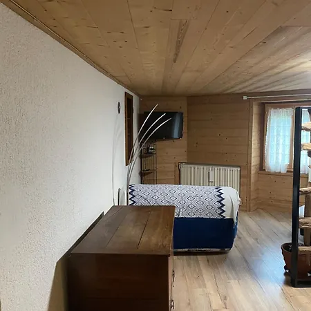 Apartment L Ours