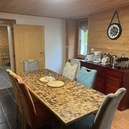 Apartment L Ours